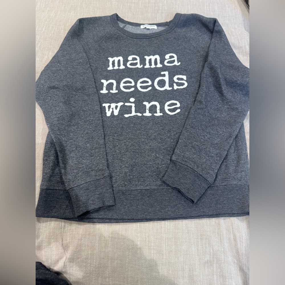 “Mama needs wine” crewneck sweatshirt. Size XS.